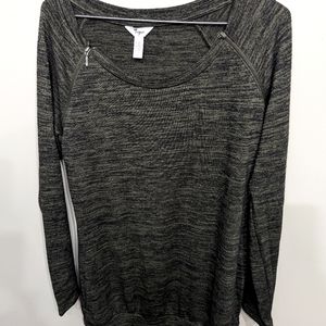 Thyme Maternity Nursing tunic with zippers